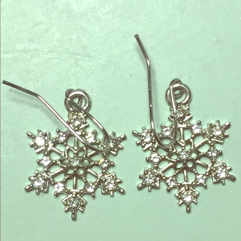cute snowflake earrings sterling silver